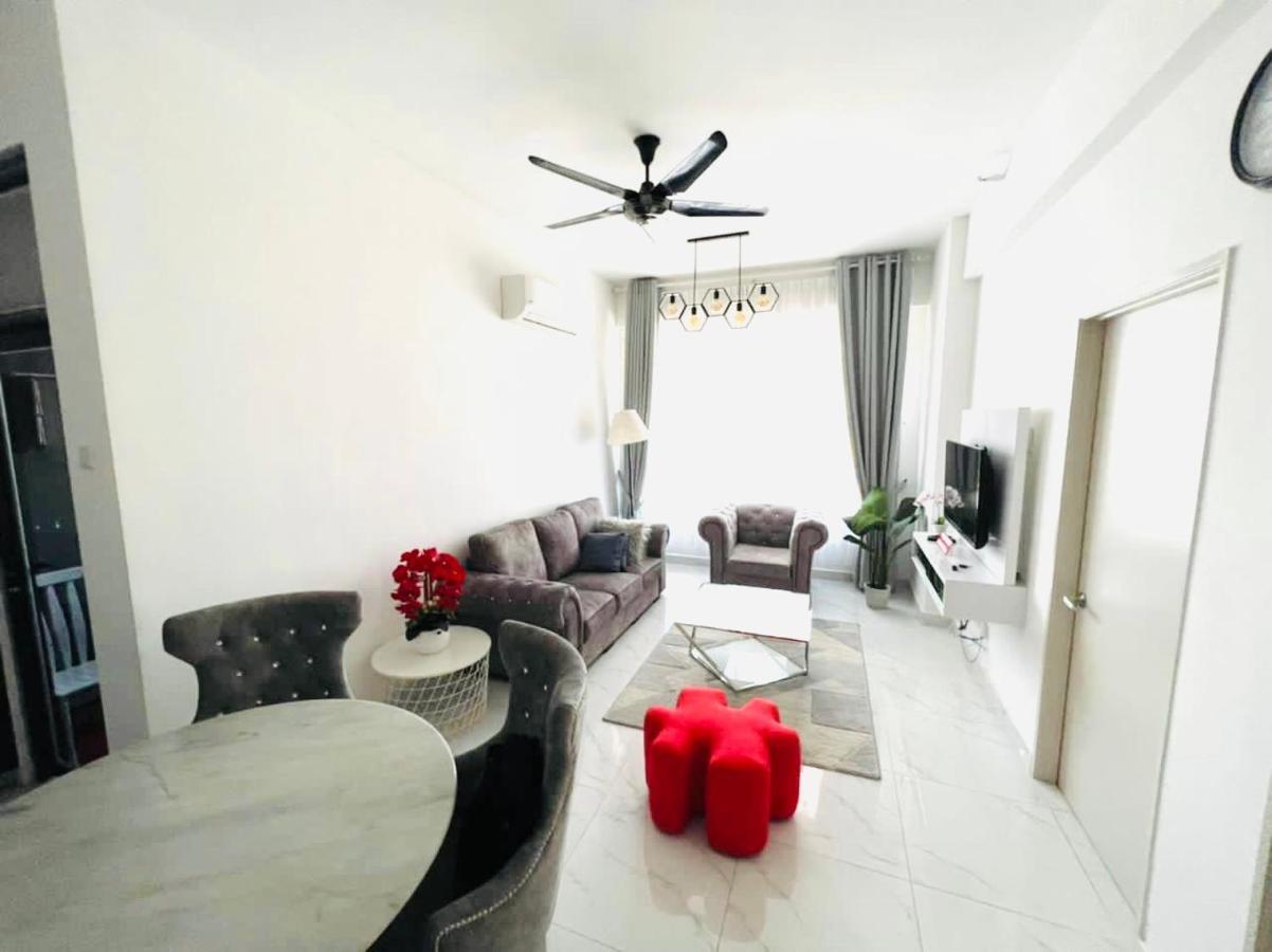 Deena Suite At Troika ,Kota Bharu Extérieur photo