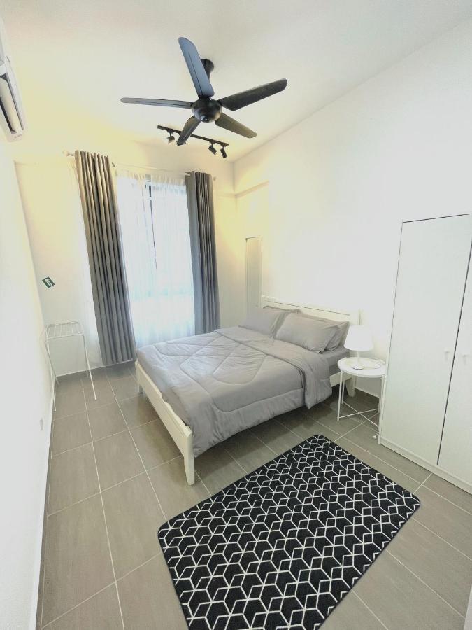 Deena Suite At Troika ,Kota Bharu Extérieur photo